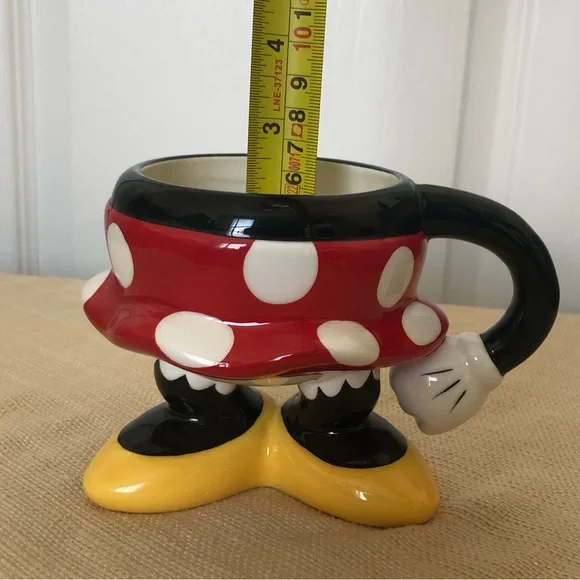 Disney World Minnie Mouse half body / skirt legs mug NWT - Picture 12 of 16
